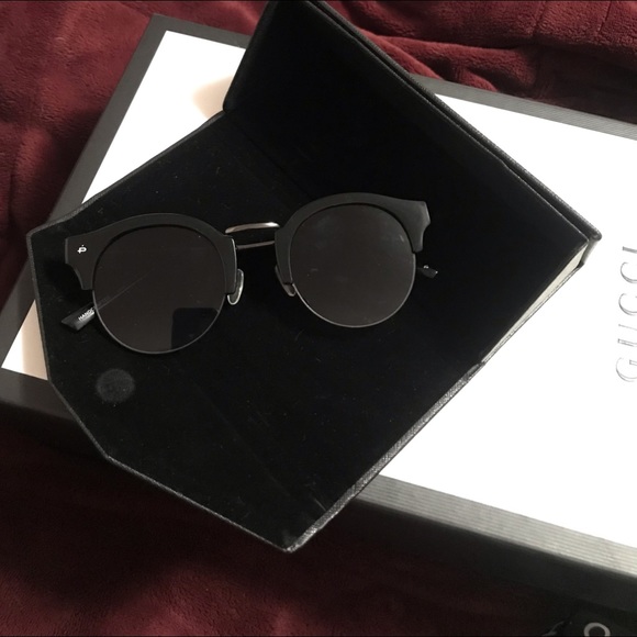 Prive Accessories - PRIVE black sunglasses